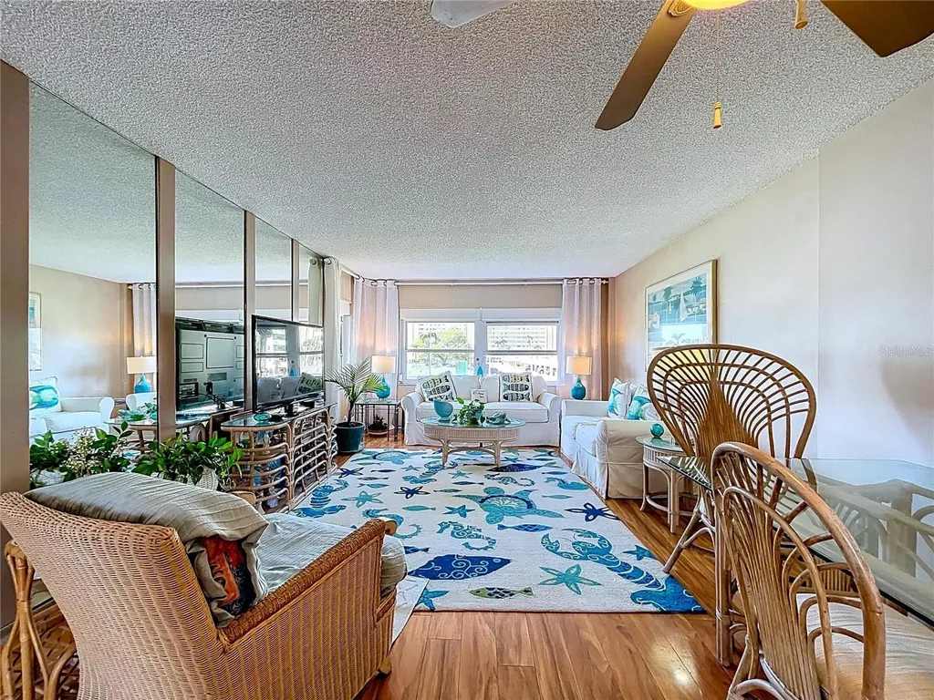 4650 Cove Circle St Petersburg FL 33708