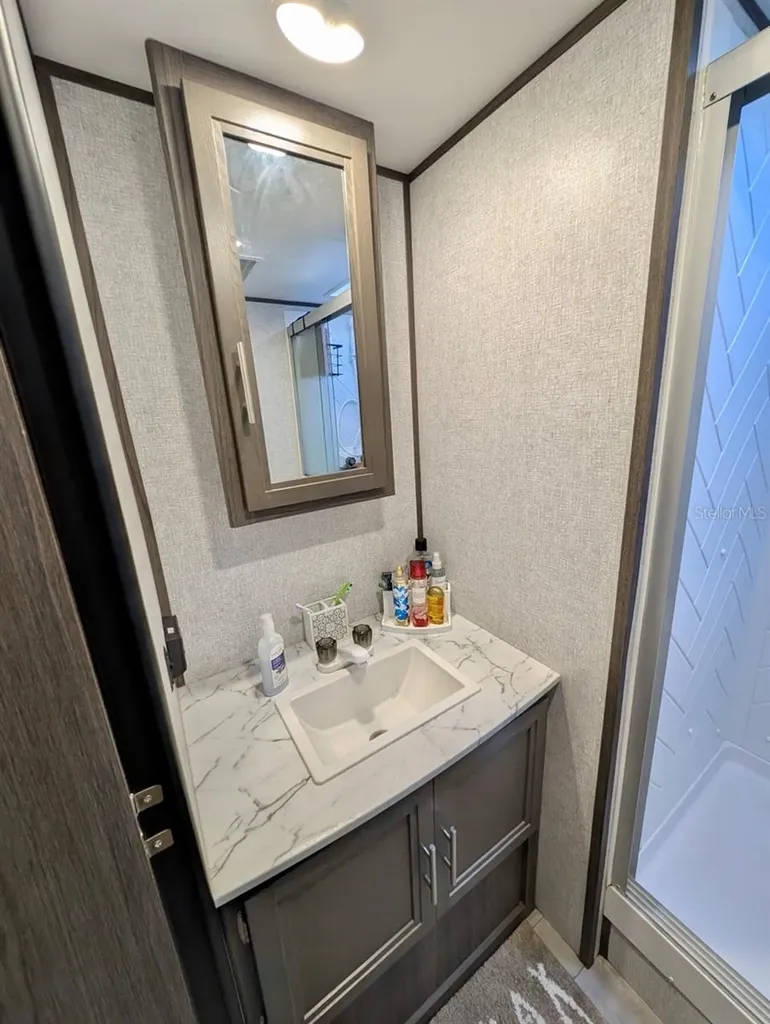 25338 NE 141st Street Salt Springs FL 32134