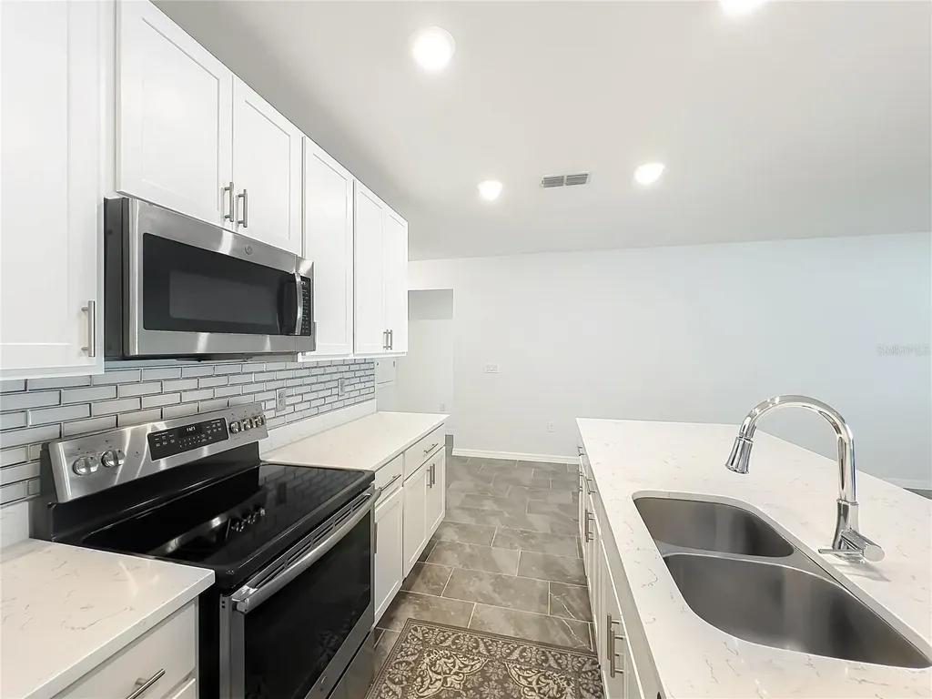 341 Lake Doe Boulevard Apopka FL 32703