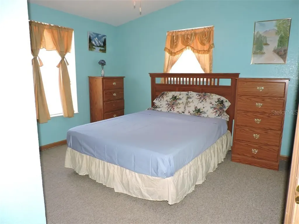 2568 Tall Palm Avenue Lake Wales FL 33898