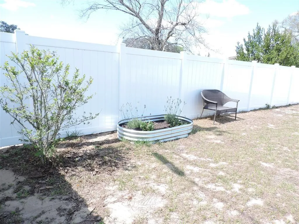 2568 Tall Palm Avenue Lake Wales FL 33898