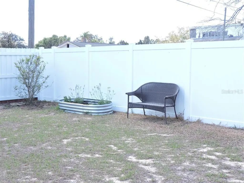 2568 Tall Palm Avenue Lake Wales FL 33898