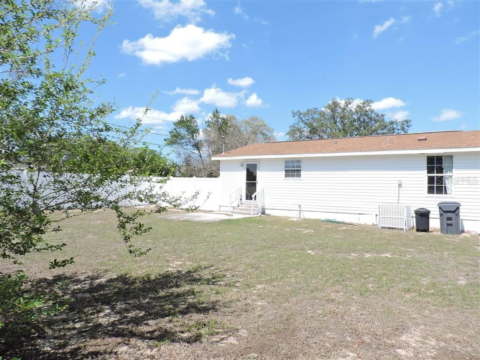 2568 Tall Palm Avenue Lake Wales FL 33898