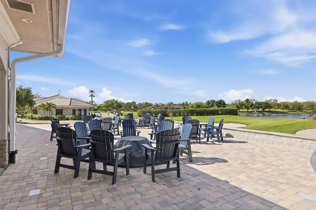 5234 Mahogany Run Avenue Sarasota FL 34241