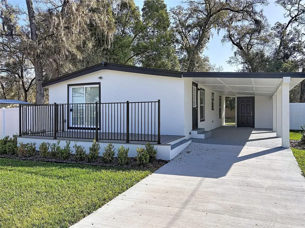 31700 Orange Street Sorrento FL 32776