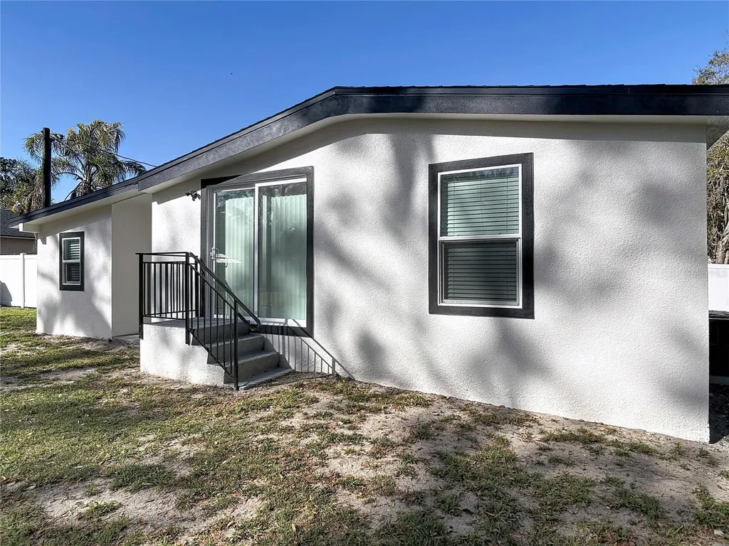31700 Orange Street Sorrento FL 32776