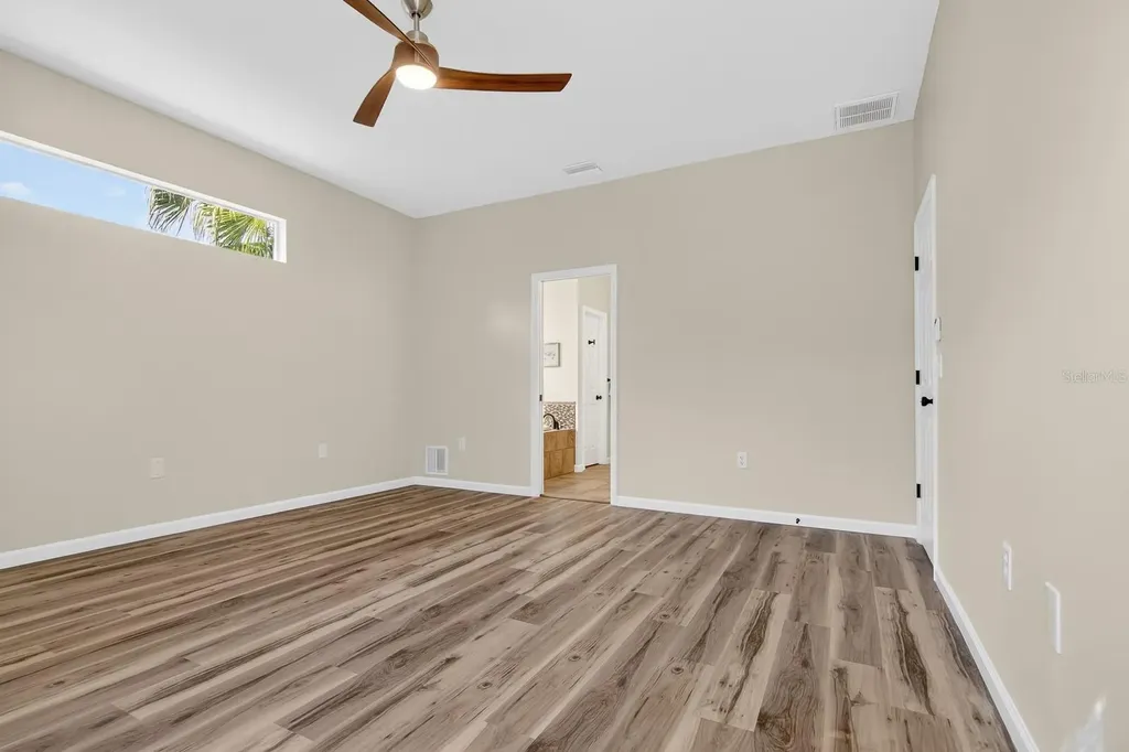 6002 Martinglade Place Lithia FL 33547