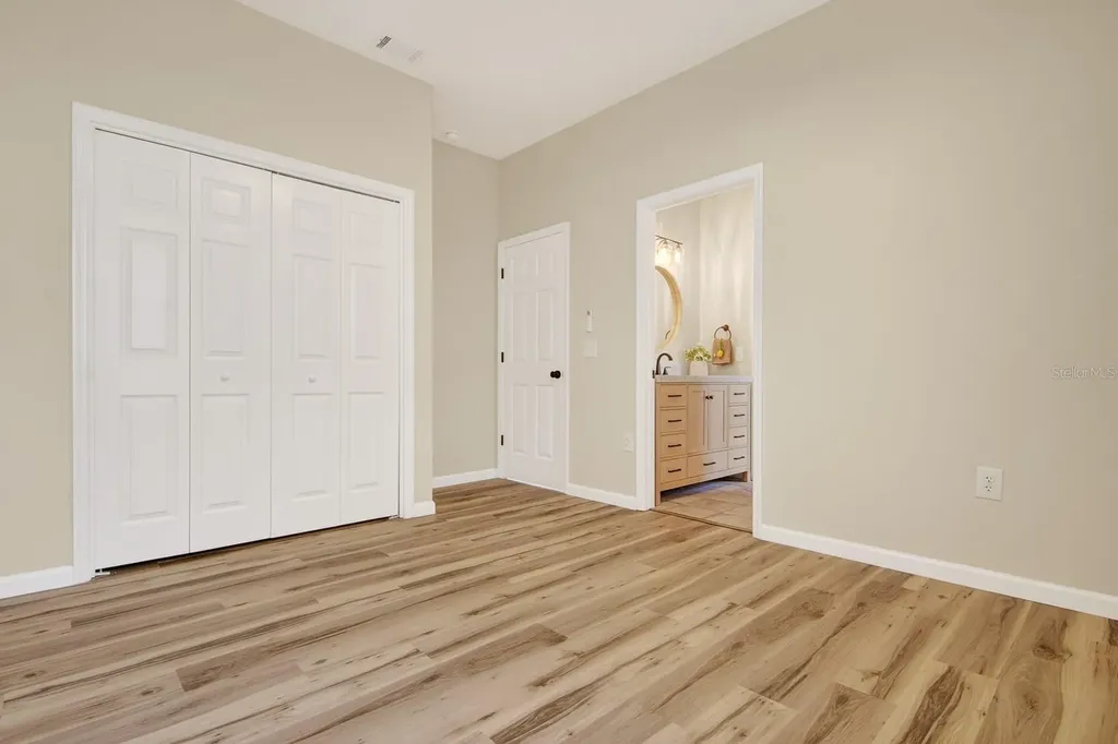 6002 Martinglade Place Lithia FL 33547
