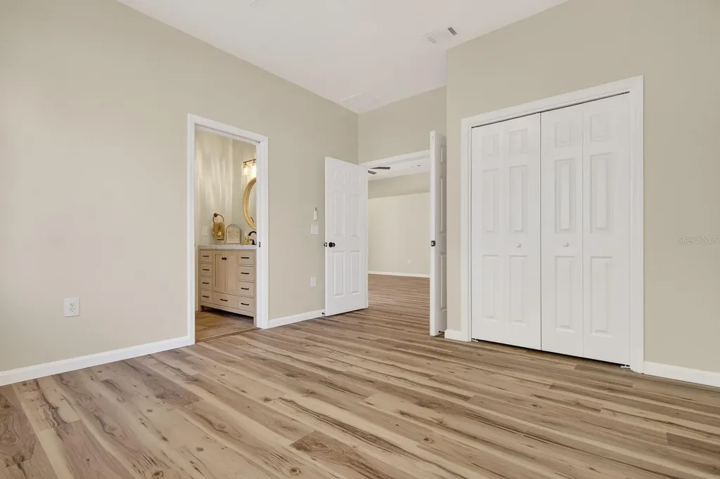 6002 Martinglade Place Lithia FL 33547