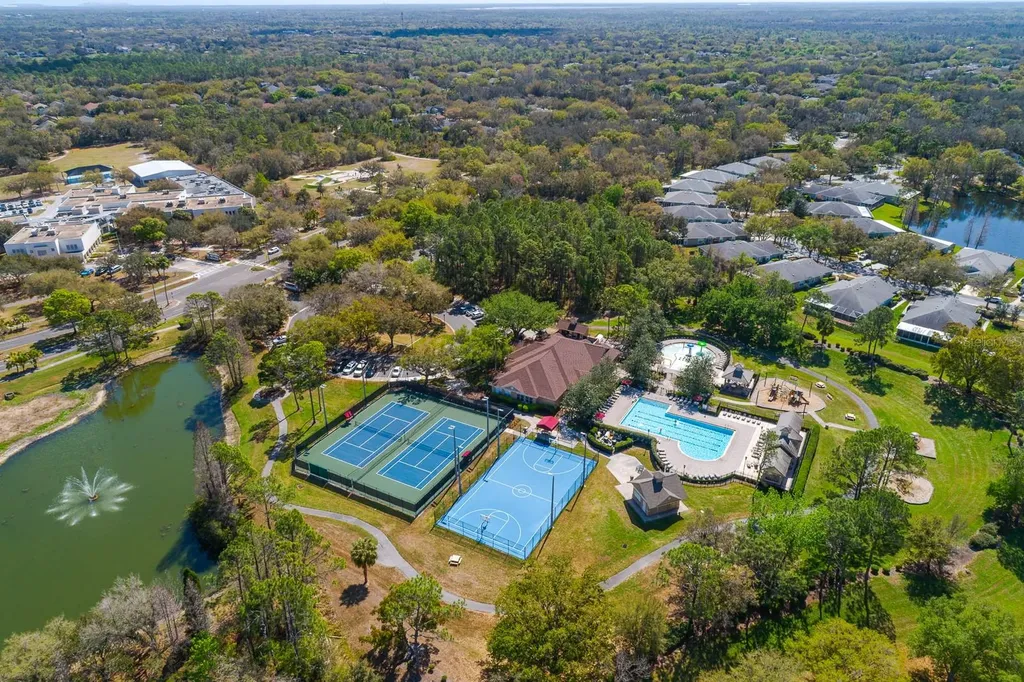 6002 Martinglade Place Lithia FL 33547