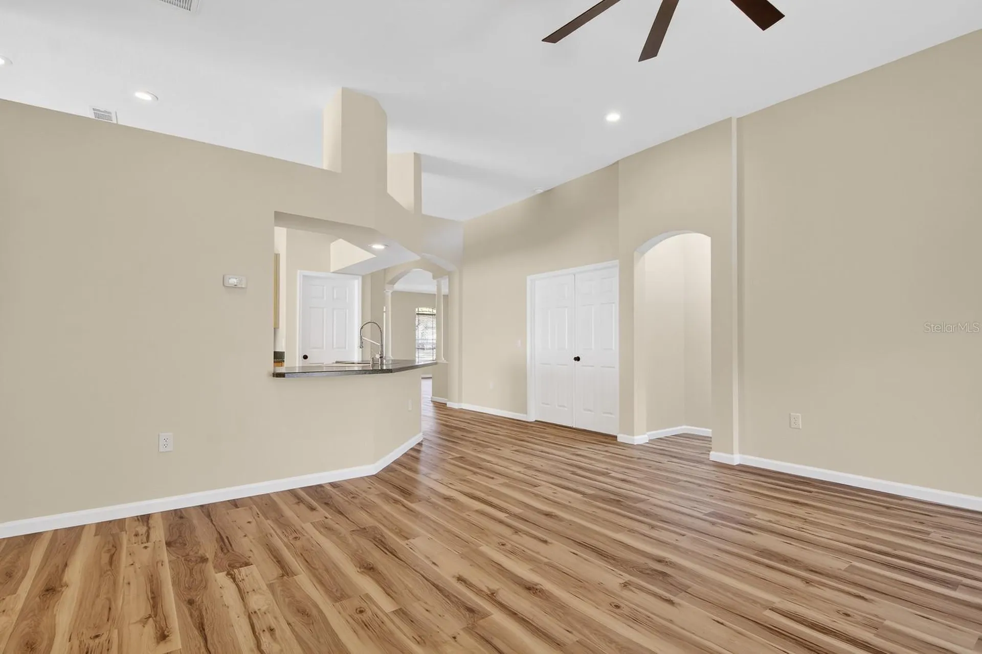 6002 Martinglade Place Lithia FL 33547