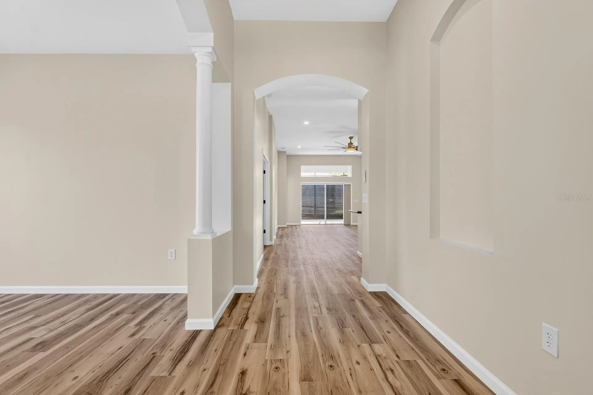 6002 Martinglade Place Lithia FL 33547