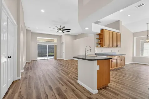 6002 Martinglade Place Lithia FL 33547