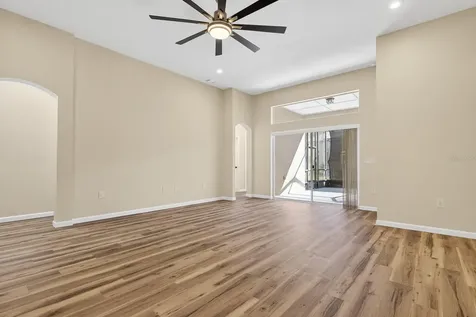 6002 Martinglade Place Lithia FL 33547