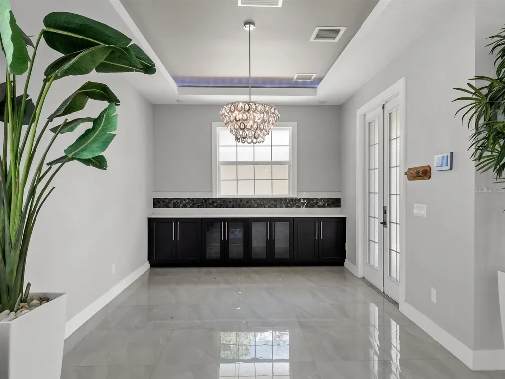 555 Peachtree Road Orlando FL 32804