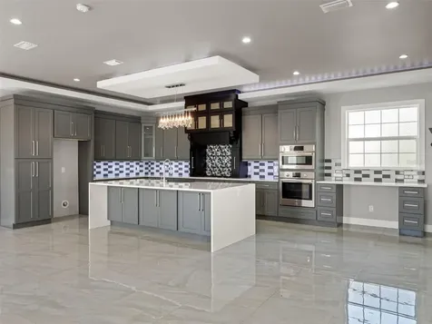 555 Peachtree Road Orlando FL 32804