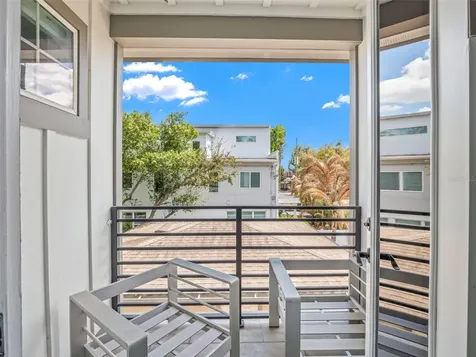 555 Peachtree Road Orlando FL 32804