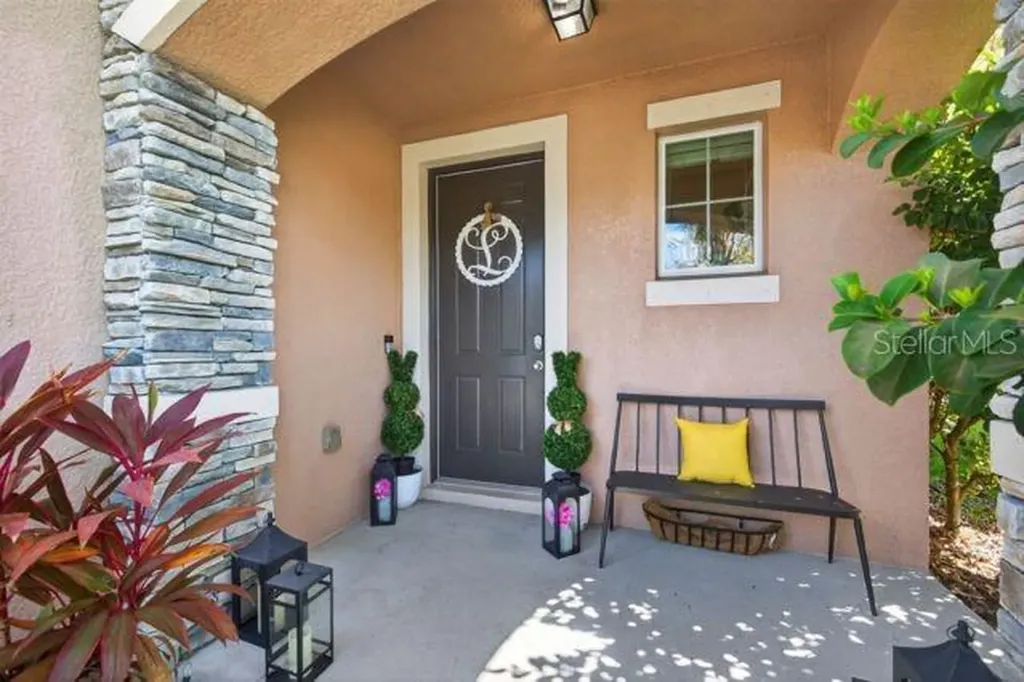 6905 Old Benton Drive Apollo Beach FL 33572
