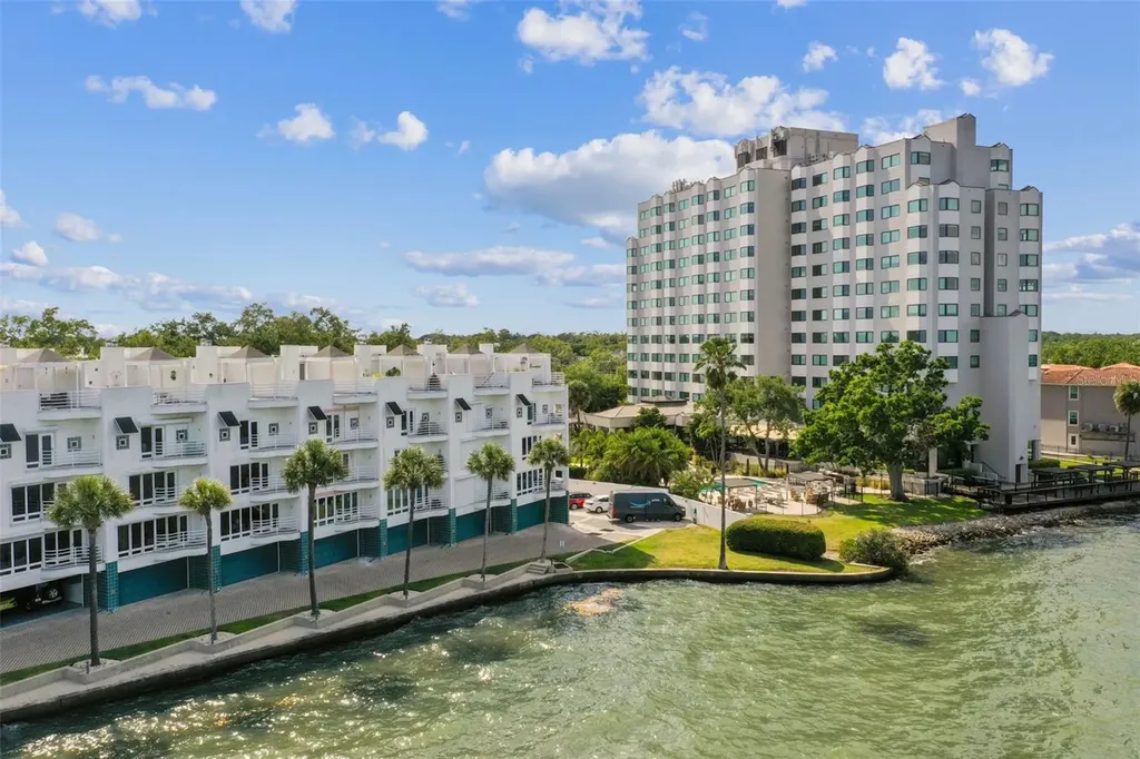 4950 Bayshore Boulevard Tampa FL 33611