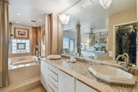 4950 Bayshore Boulevard Tampa FL 33611