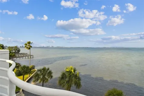 4950 Bayshore Boulevard Tampa FL 33611