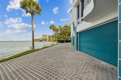 4950 Bayshore Boulevard Tampa FL 33611