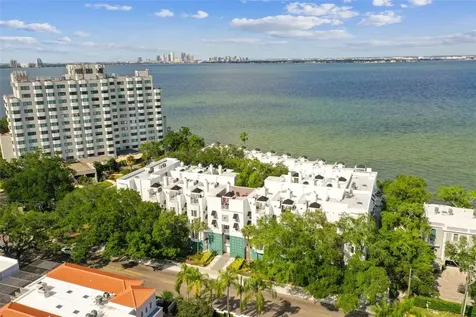 4950 Bayshore Boulevard Tampa FL 33611