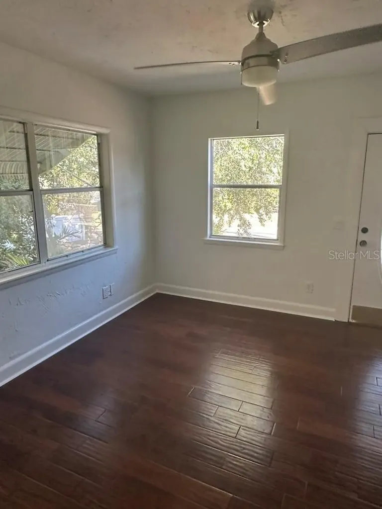1614 N Osceola Avenue Clearwater FL 33755