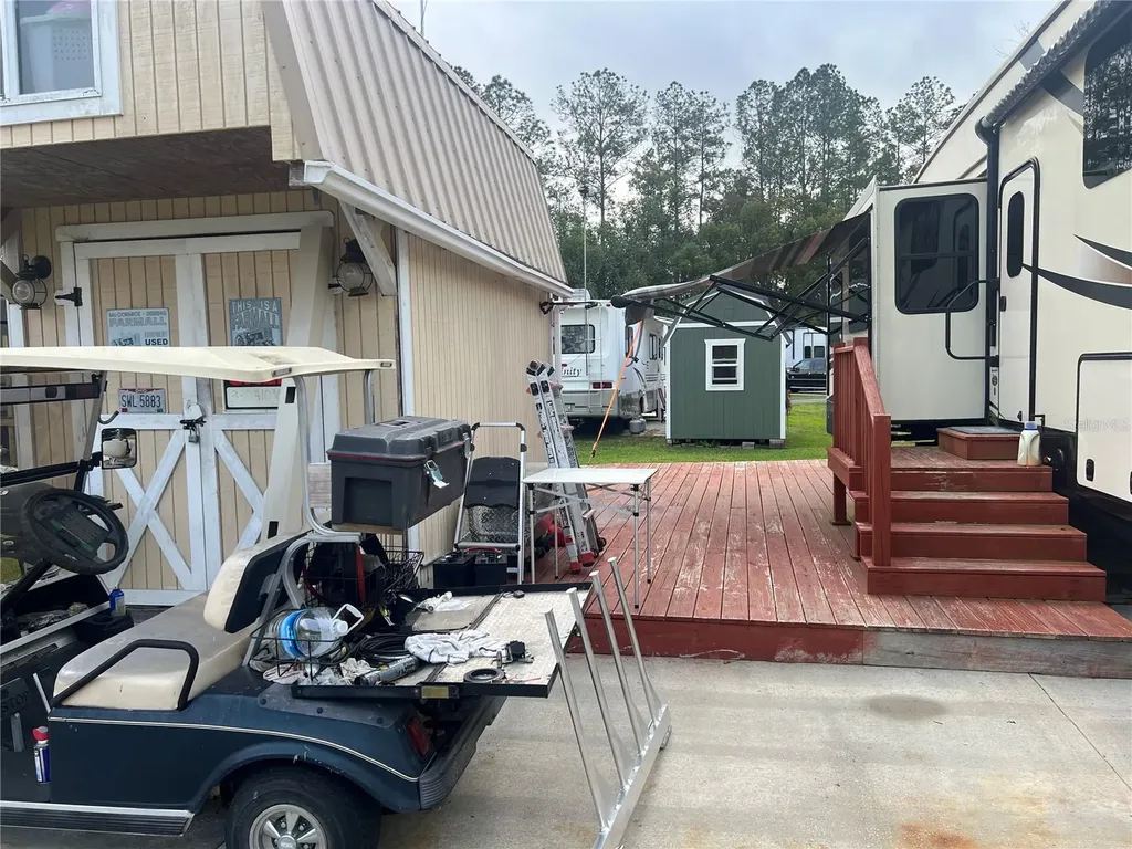 2905 NE 104th Avenue Silver Springs FL 34488