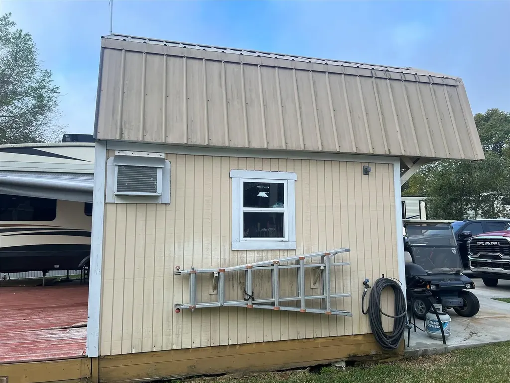 2905 NE 104th Avenue Silver Springs FL 34488