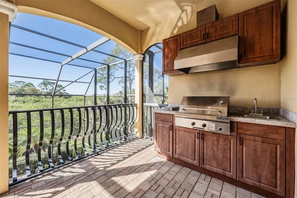 2101 N Pointe Alexis Drive Tarpon Springs FL 34689