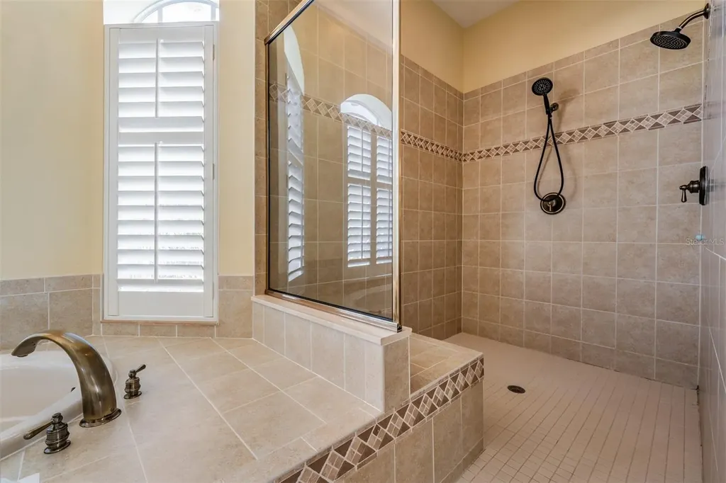 2101 N Pointe Alexis Drive Tarpon Springs FL 34689