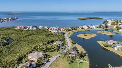 2101 N Pointe Alexis Drive Tarpon Springs FL 34689