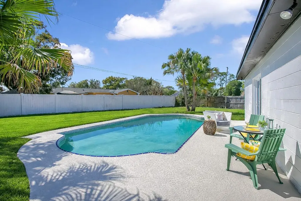 2020 Cocos Court Winter Park FL 32792