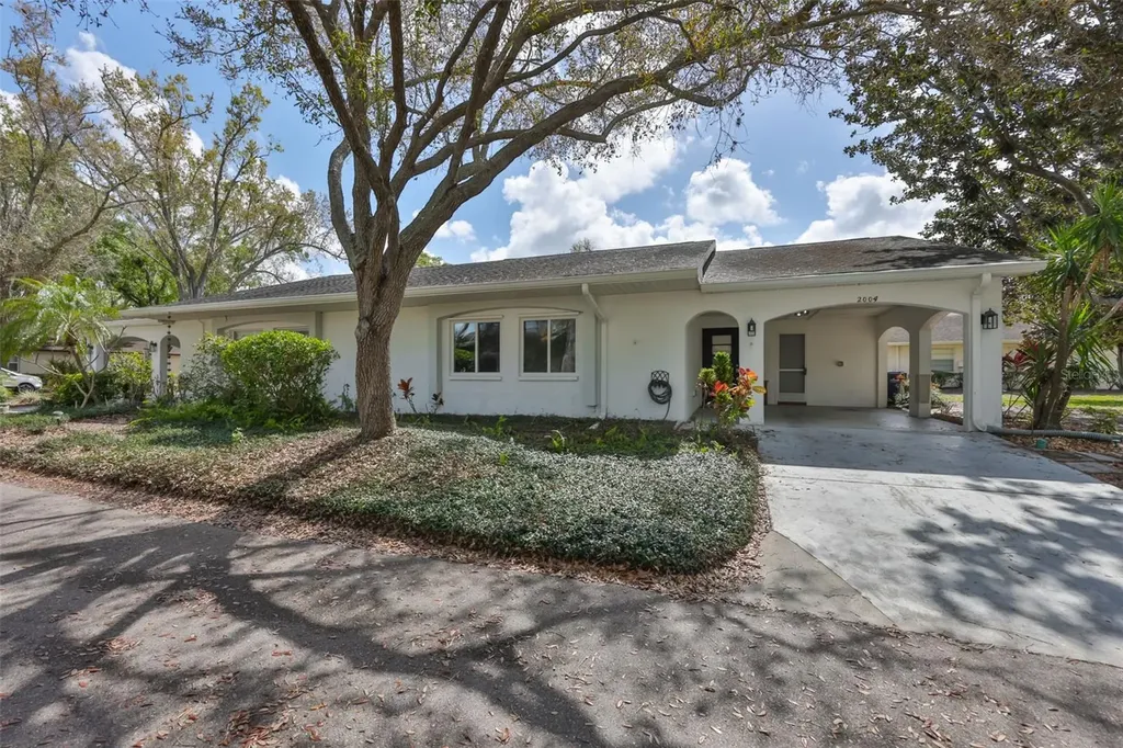 2004 Halidom Way Sun City Center FL 33573