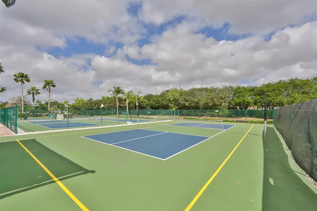 2004 Halidom Way Sun City Center FL 33573