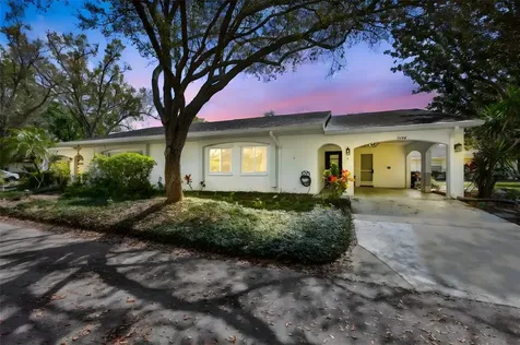 2004 Halidom Way Sun City Center FL 33573