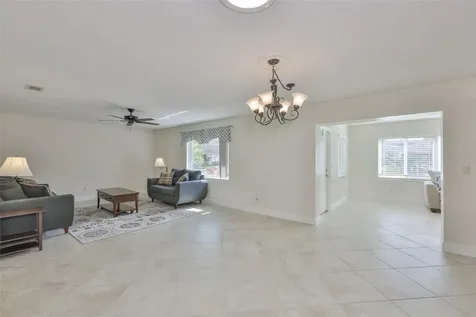 2004 Halidom Way Sun City Center FL 33573