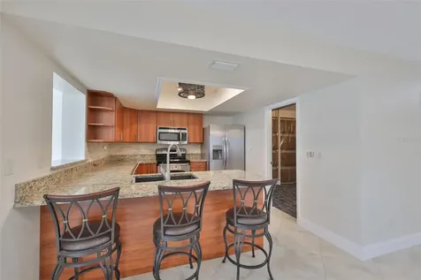 2004 Halidom Way Sun City Center FL 33573