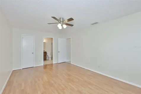 2004 Halidom Way Sun City Center FL 33573