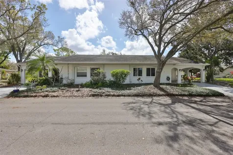 2004 Halidom Way Sun City Center FL 33573