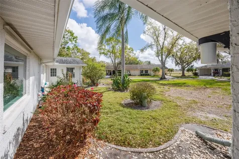 2004 Halidom Way Sun City Center FL 33573