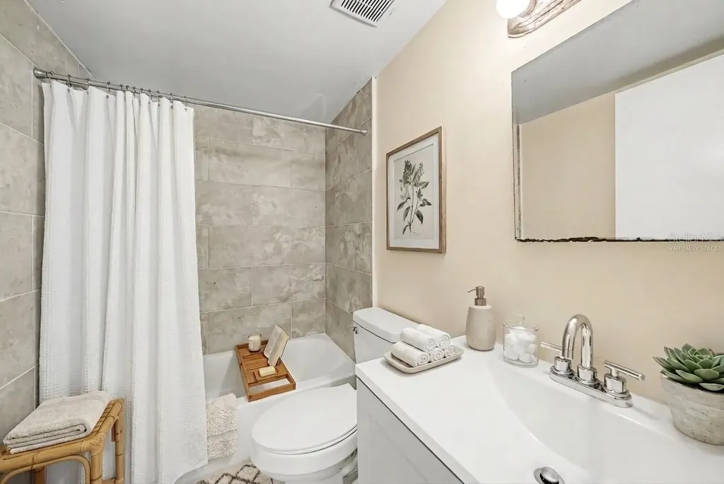 14319 Hanging Moss Circle Tampa FL 33613