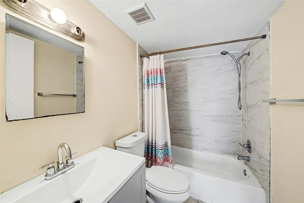 14319 Hanging Moss Circle Tampa FL 33613
