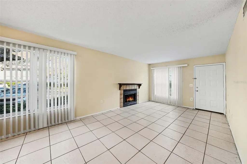 14319 Hanging Moss Circle Tampa FL 33613