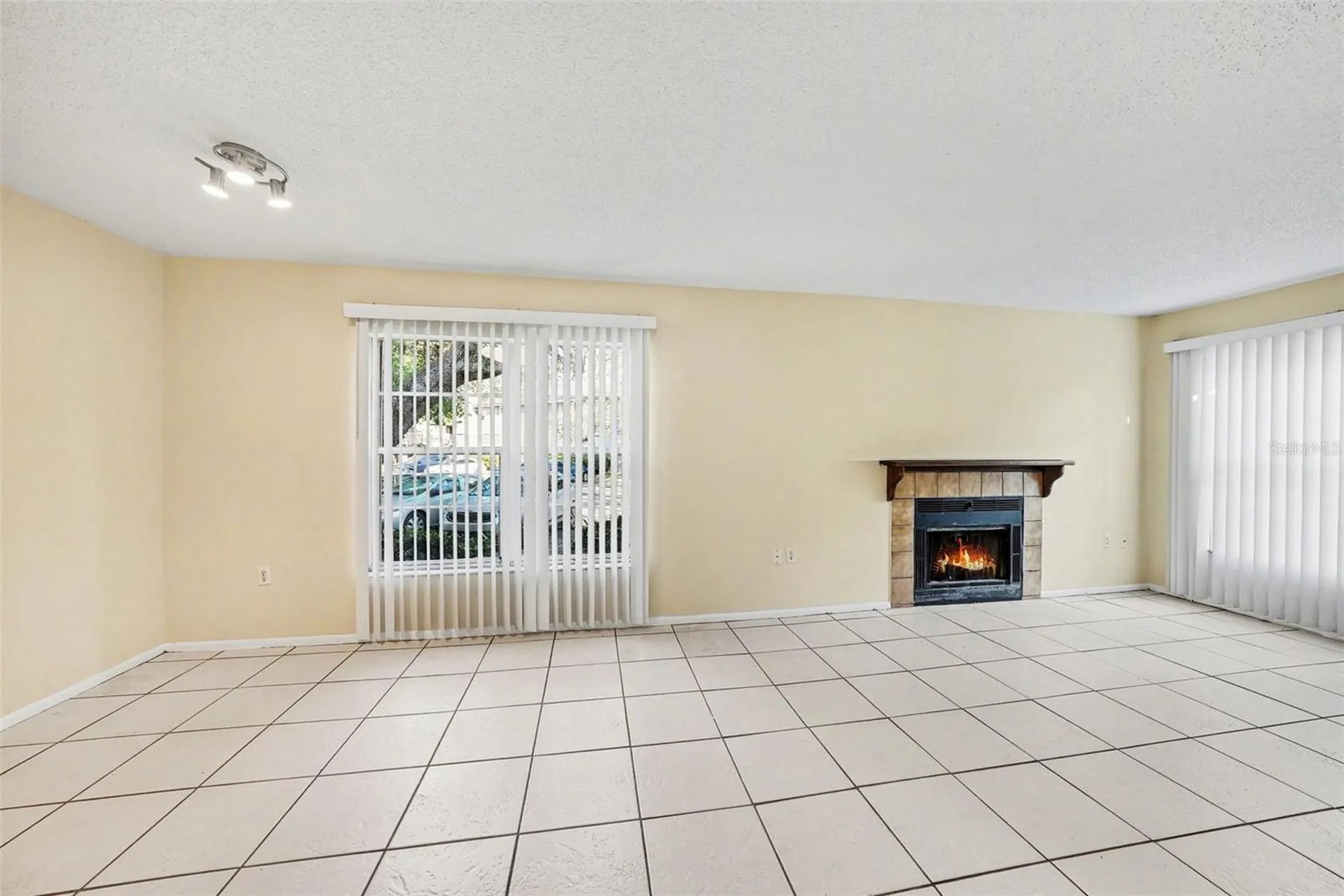 14319 Hanging Moss Circle Tampa FL 33613