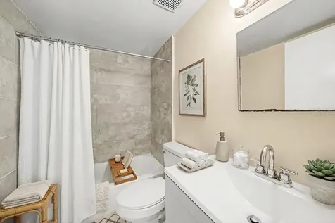 14319 Hanging Moss Circle Tampa FL 33613