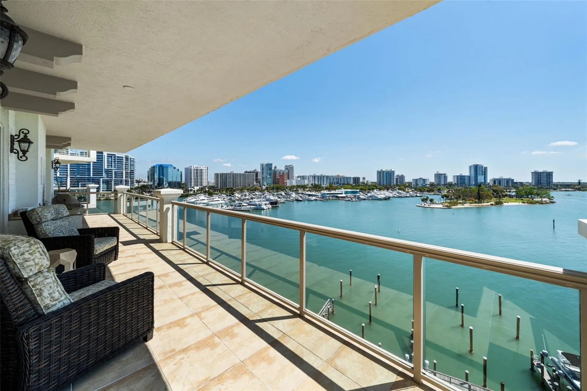 464 Golden Gate Point Sarasota FL 34236