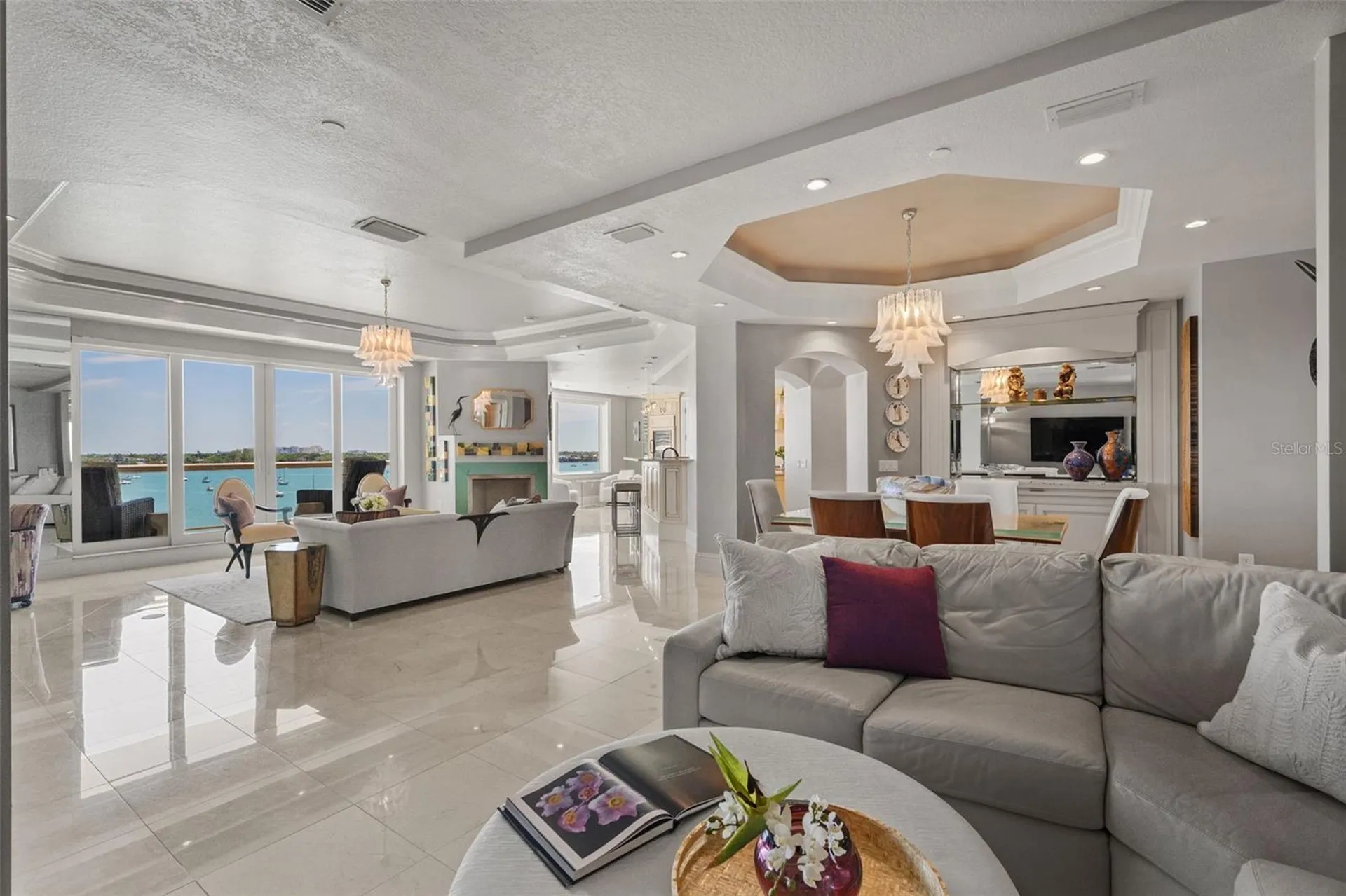 464 Golden Gate Point Sarasota FL 34236
