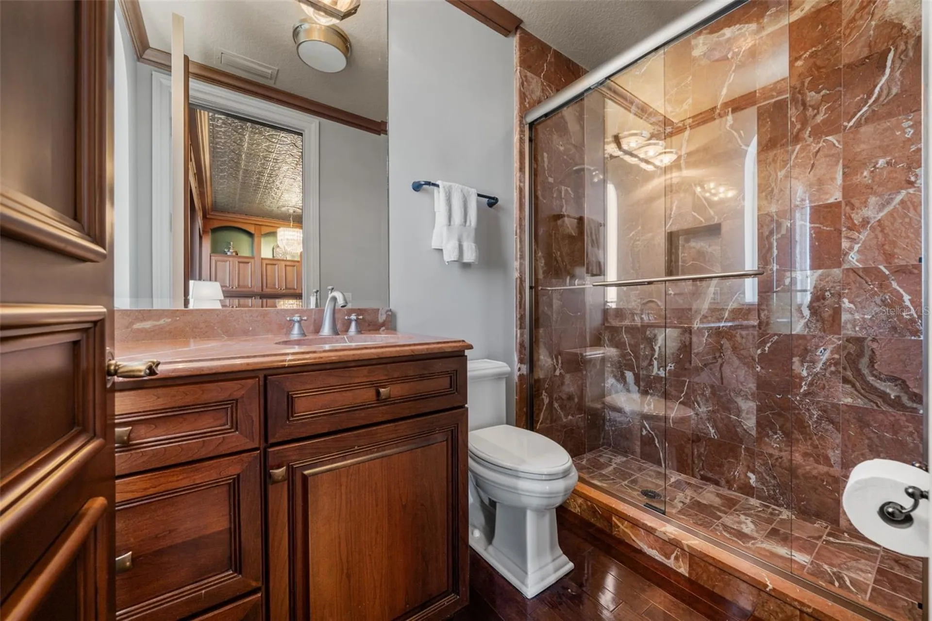 464 Golden Gate Point Sarasota FL 34236